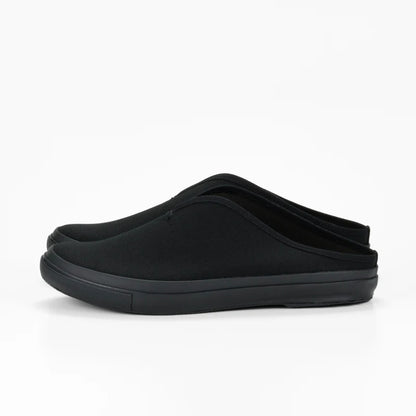 SLIT MULE - BLACK MONO