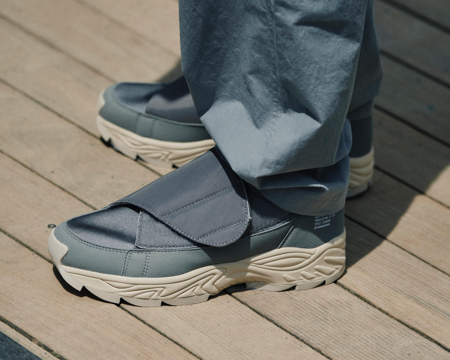 810s ET006 UNIVE - GRAY